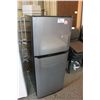 Image 1 : IGLOO STAINLESS STEEL FRIDGE