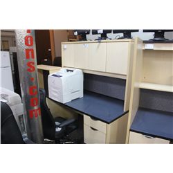 MAPLE SINGLE PEDESTAL DESK WITH HUTCH