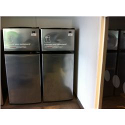 WHIRLPOOL STAINLESS STEEL FRIDGE/FREEZER
