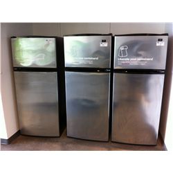 WHIRLPOOL STAINLESS STEEL FRIDGE/FREEZER