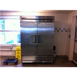 TRUE 2 DOOR STAINLESS STEEL FREEZER ON WHEELS