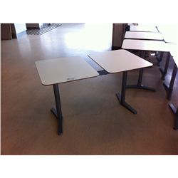 4 PERSON CAFE TABLE