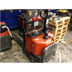 BT MODEL SWE160D 2006 1600KG ELECTRIC PALLET MOVER