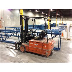 LINDE NON-RUNNER FORKLIFT