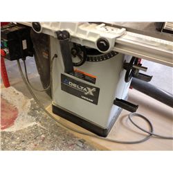 DELTA 65 UNISAW WITH DELTA UNIFENCE