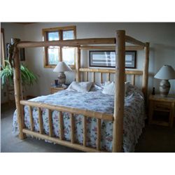 King size Log Bed Very nice condition.
