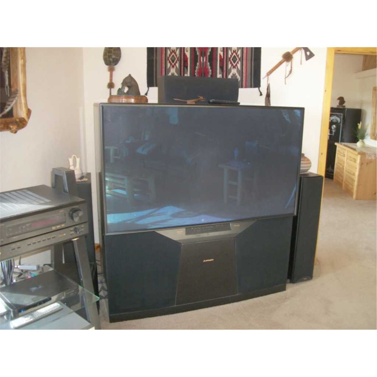 Mitsubishi Tv Usa 65" Mitsubishi TV Diamond series. HD 1080