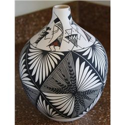 Native American Pottery Signed: Keene