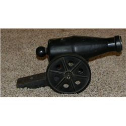 Cannon (non operative) Cool decorative cannon! Approx. 1/24 scale.