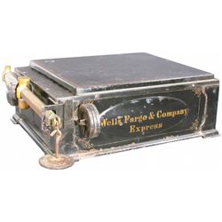 Wells Fargo & Co. Express Postal Scale