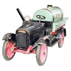 Extremely Rare Buddy L Tanker-BL12