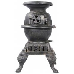 Spark Cast Iron Pot Belly Child's Stove