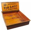 Image 1 : Fine Laces Wood Box
