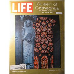 Vintage December 1961  Life Magazine; Cover: Queen of Cathedrals