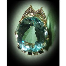 Gorgeous 112 Carat Aquamarine in 14K Gold Setting Surrounded By 16 Diamonds And 3 Sapphires