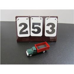 Ertl 1347Q Grain Truck - 1/64th Scale