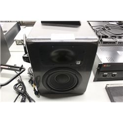 JBL LSR 28P LINEAR SPACIAL REFERENCE BI-AMPLIFIED