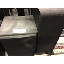 2 YAMAHA SPEAKERS