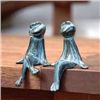 Image 1 : Courting Frogs Sculptures