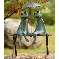 Frog Lovers Garden Sculpture