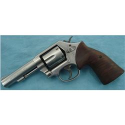 Smith & Wesson 64-7 SS Revolver