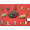 Image 2 : Gorget & 12 Arrowheads