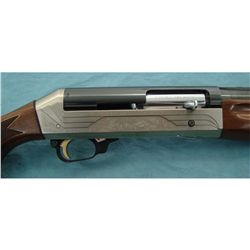 Benelli Legacy Semi Auto 12 ga.