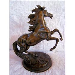 Metal Horse statue no signed 16 1 1/2"