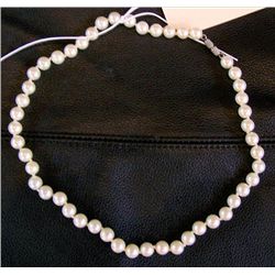 Tightly knotted Pearl necklace 16"