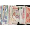Image 2 : Foreign Bank Notes, various dates, conditions & denominations, lot of 100 from 100 different countri