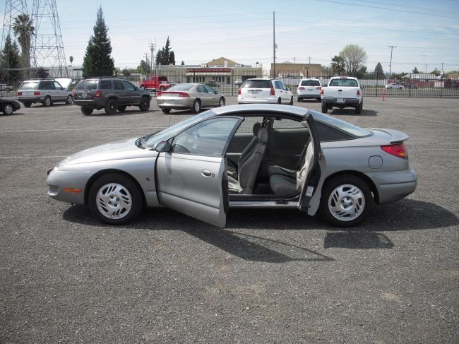 1999 Saturn 3 Door Coupe