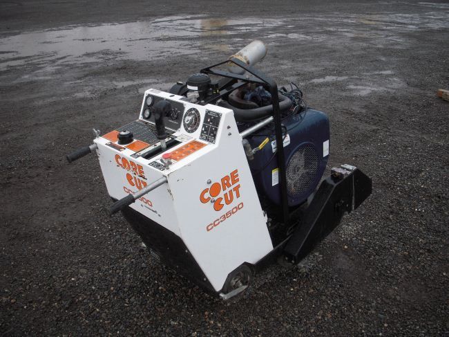 Diamond Core Cut CC3500 Self-Propelled Concrete Saw