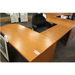 OAK U-SHAPE EXECUTIVE DESK WITH BULLET TOP