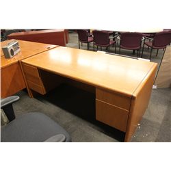 OAK DOUBLE PEDESTAL EXECUTIVE DESK
