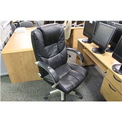 BLACK LEATHER EXECUTIVE CHAIR