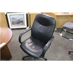 BLACK LEATHER EXECUTIVE CHAIR