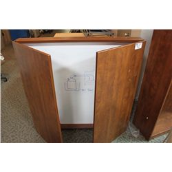 CHERRY PRESENTATION CABINET