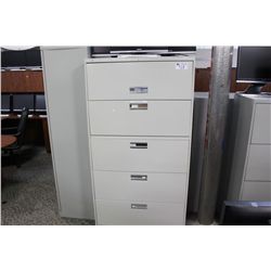 BURGANDY CLIENT CHAIR