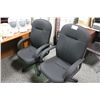 Image 1 : 2 BLACK EXECUTIVE CHAIRS
