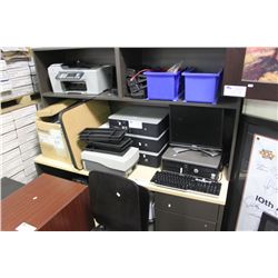 MAPLE OFFICE DESK WITH HUTCH