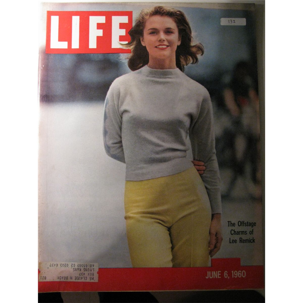 Vintage June 1960 Life Magazine; Cover: the Offstage Charms of Lee remake