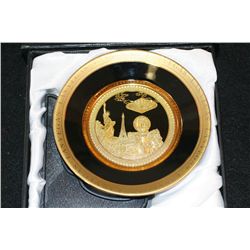 2009 Gold Las Vegas Commerative Ceramic Plate w/Stand 4.5"