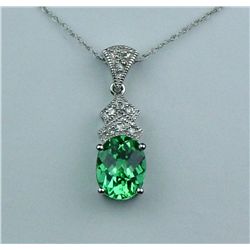 Dazzling 10K White Ladies Vintage Design Necklace