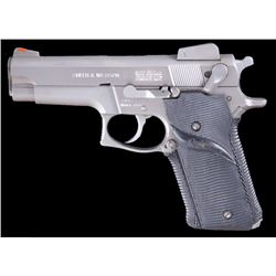 Smith & Wesson Mdl 659 Cal 9mm SN:TAW8171
