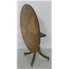 Image 2 : Round banded tilt top table ca. 1840