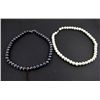 Image 1 : 2 pearl necklaces