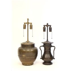 2 bronze lamps