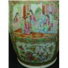 Image 3 : Rose Medallion vase