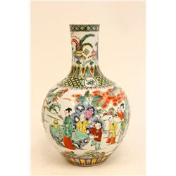 19th c. Chinese handpainted porcelain vase