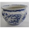 Image 2 : Blue & white Chinese planter